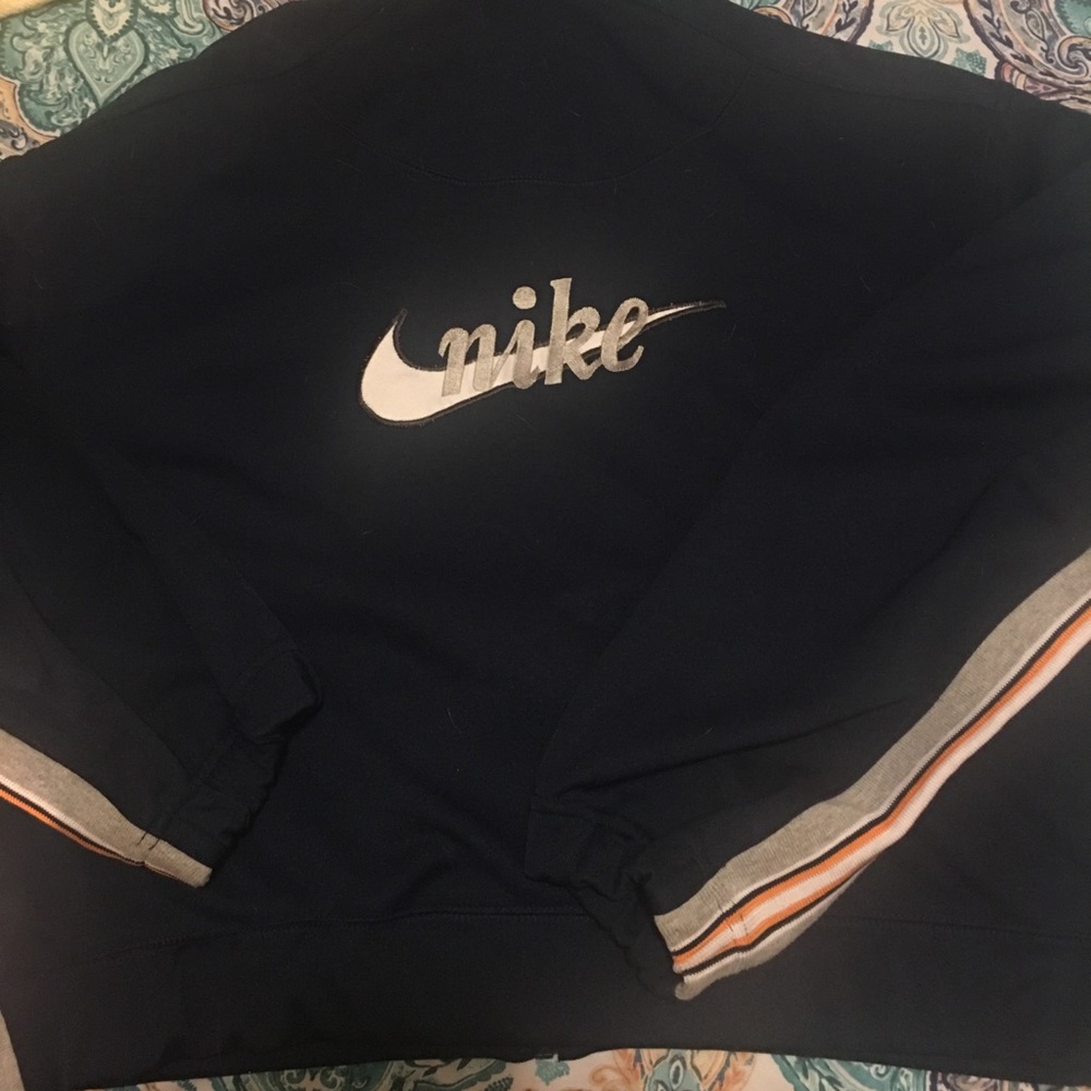Vintage Nike zip up jacket.